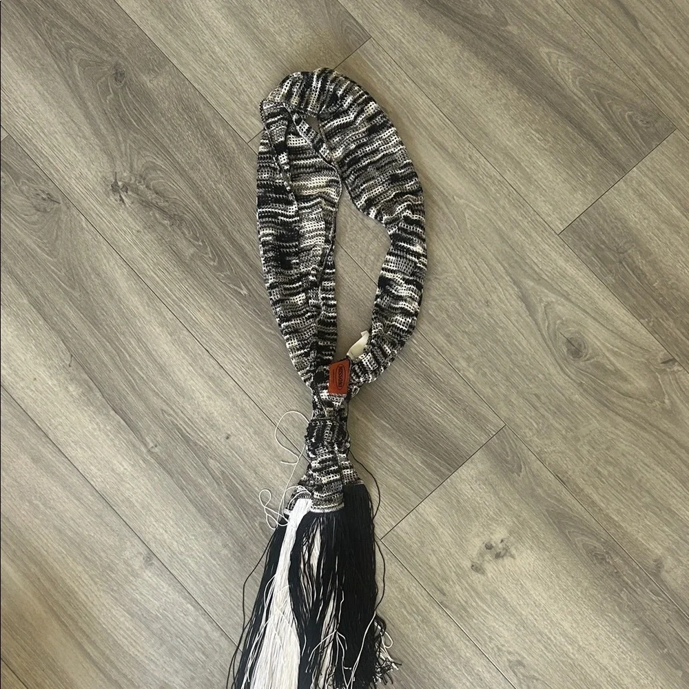 MISSONI RARE Vintage Viscose Black and White Fringe Long Scarf